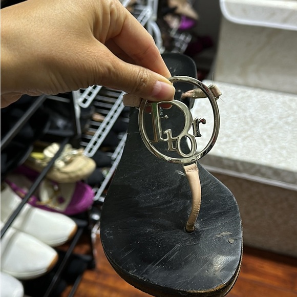 Dior sandals with emblem - Picture 1 of 3